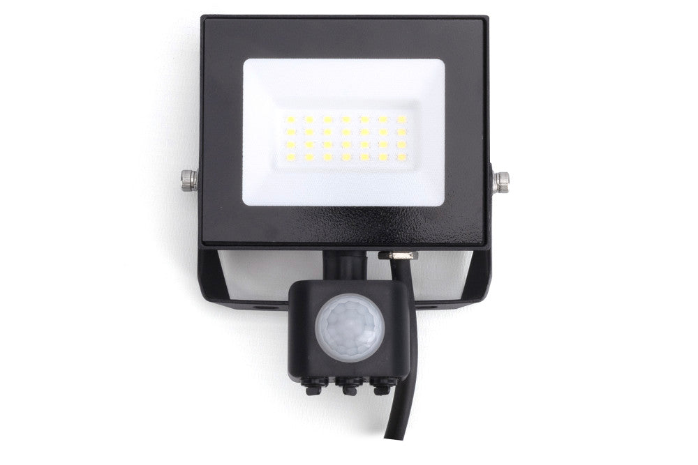 COMPACT SLIM FLOODLIGHT PIR 20W 2000LM 4000K 120 BEAM 100LM/W IP65 IK08 INTEGRAL LED BLACK - ILFLE039