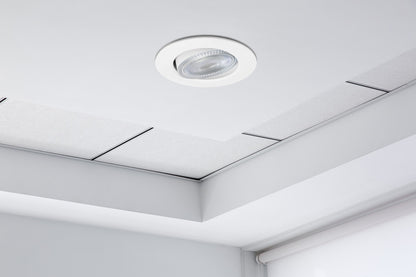 COMPACT ECO LED DOWNLIGHT IP44 30 DEG TILTABLE 5.5W 550LM 4000K 100LM/W 38 DEG BEAM DIMMABLE 68MM CUT OUT - ILDL68G005