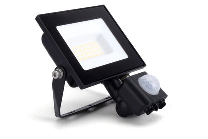 COMPACT SLIM FLOODLIGHT PIR 20W 2000LM 4000K 120 BEAM 100LM/W IP65 IK08 INTEGRAL LED BLACK - ILFLE039