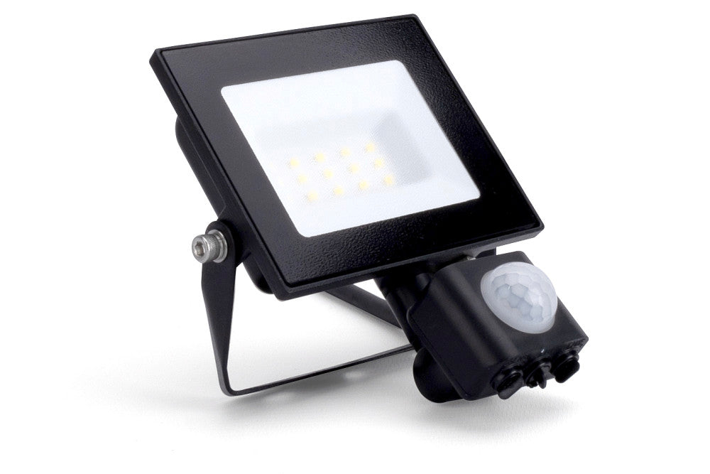 COMPACT SLIM FLOODLIGHT PIR 10W 1000LM 4000K 120 BEAM 100LM/W IP65 IK08 INTEGRAL LED BLACK - ILFLE037