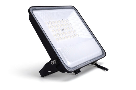 PRECISION PLUS 2 FLOODLIGHT PC LENS 100W 16000LM 3000K 90 BEAM 160LM/W IP65 IK08 INTEGRAL LED BLACK - ILFLF001