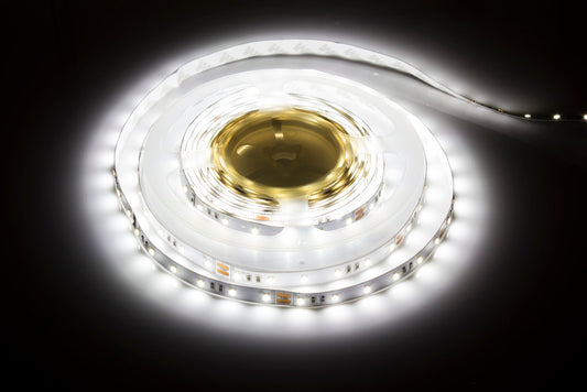 STRIP IP33 10M 6500K 24V 12W/M 1000LM/M 60LED/M 10MM WIDTH 115 BEAM BAG PACK RUN UP TO MAX 10M INTEGRAL - ILSTWHIA067E