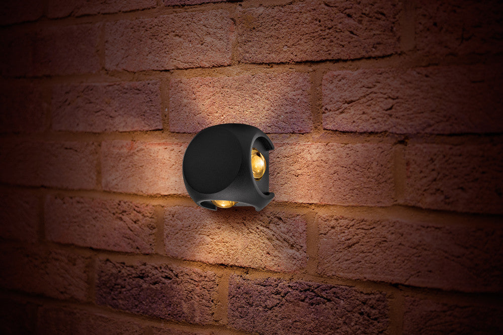 OUTDOOR DECORATIVE WALL LIGHT CROSSCUBE IP54 360LM 8W 3000K 4 WAY LIGHT DARK GREY INTEGRAL - ILDEB035