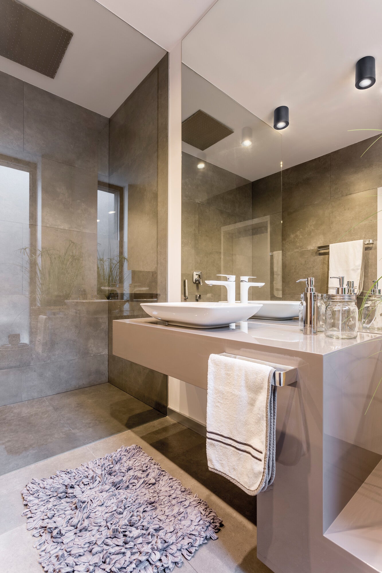 Ceiling-mounted spotlight fitting SANI IP44