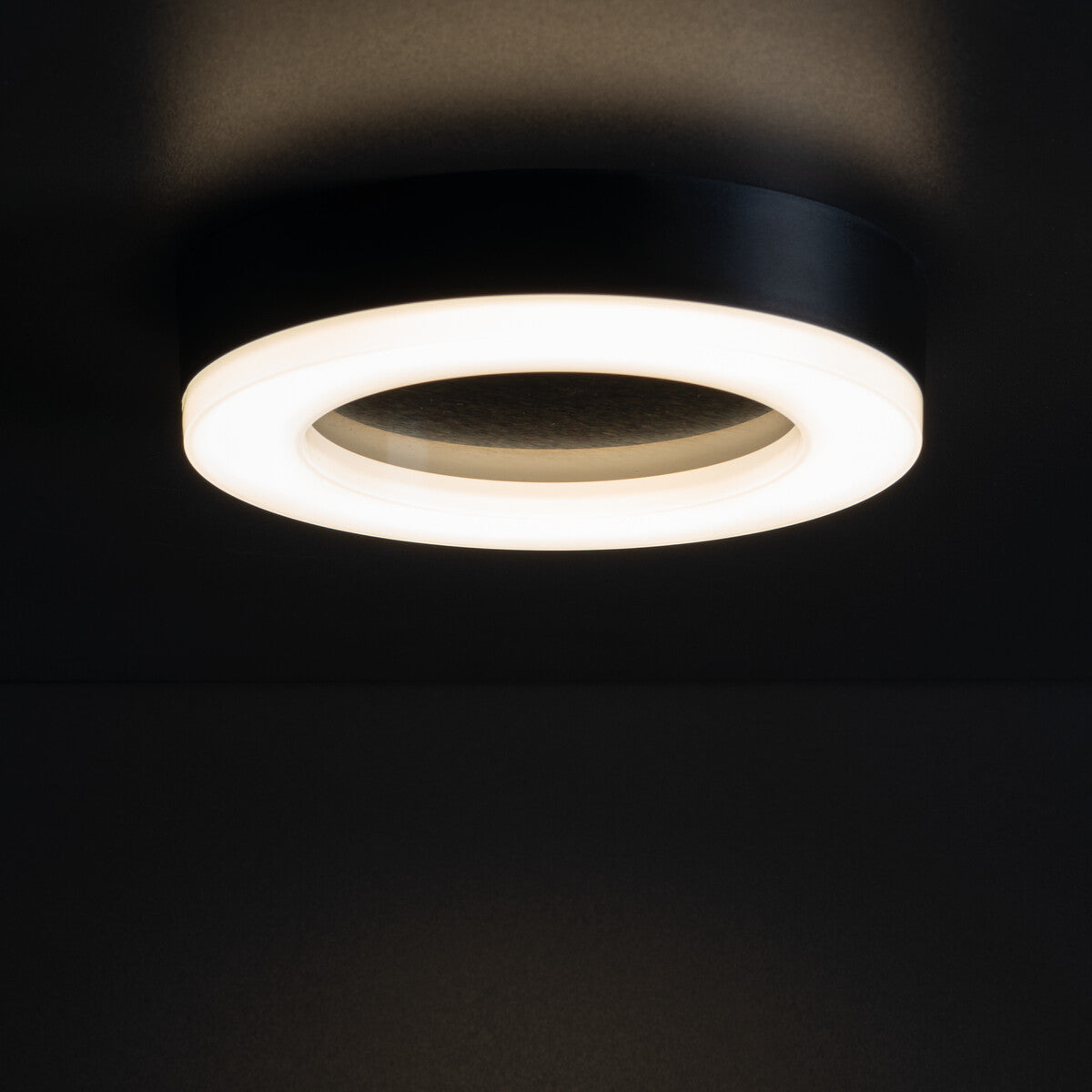 Ceiling-mounted LED light fitting TURA LED