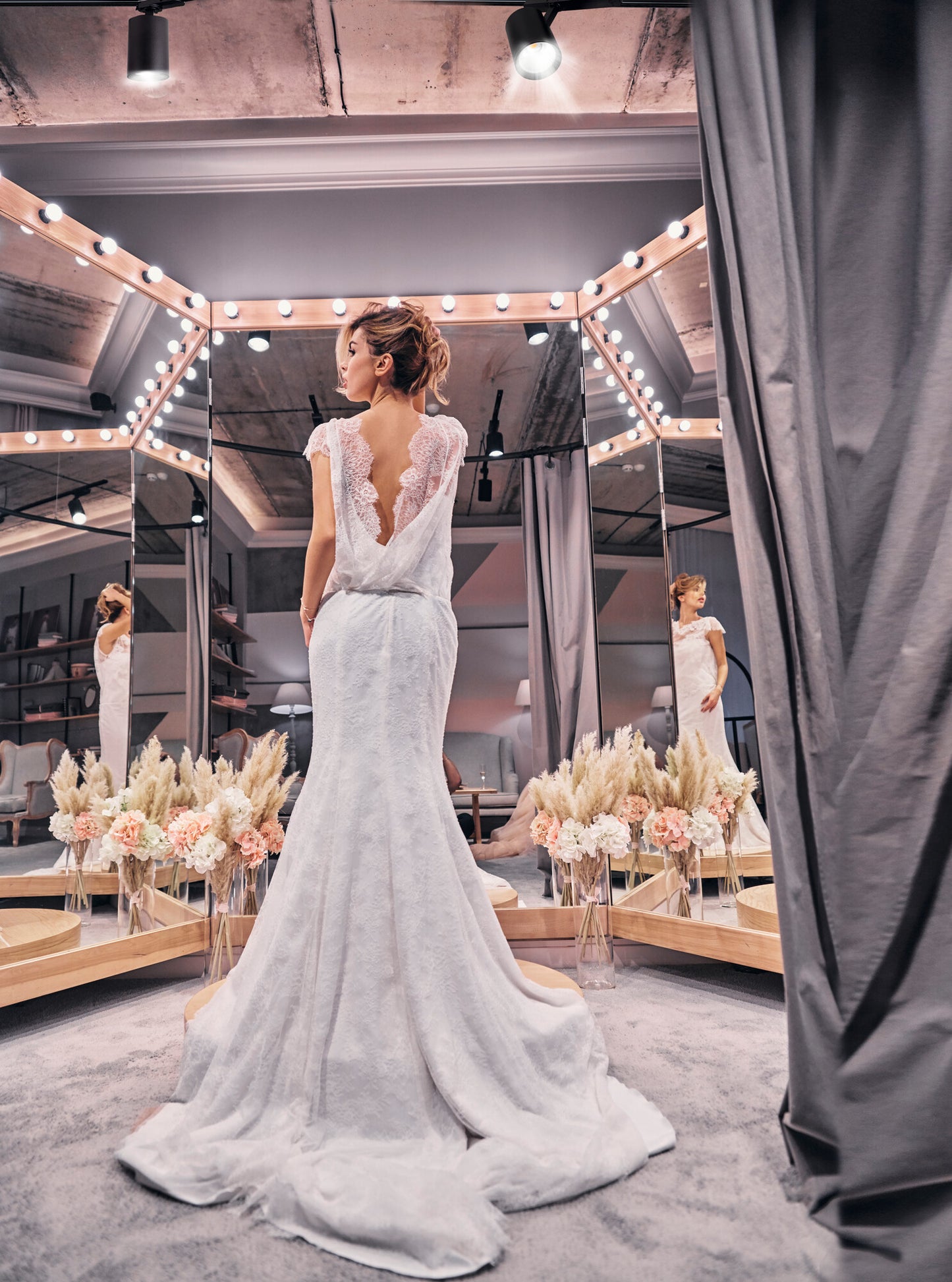 Rail-mounted projector ACORD ATL1