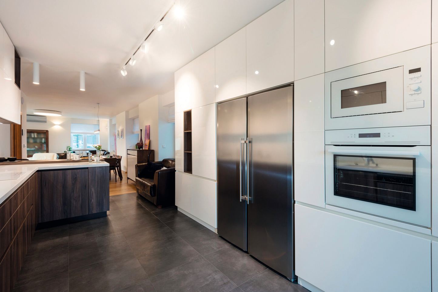 Rail-mounted projector BTLW LED