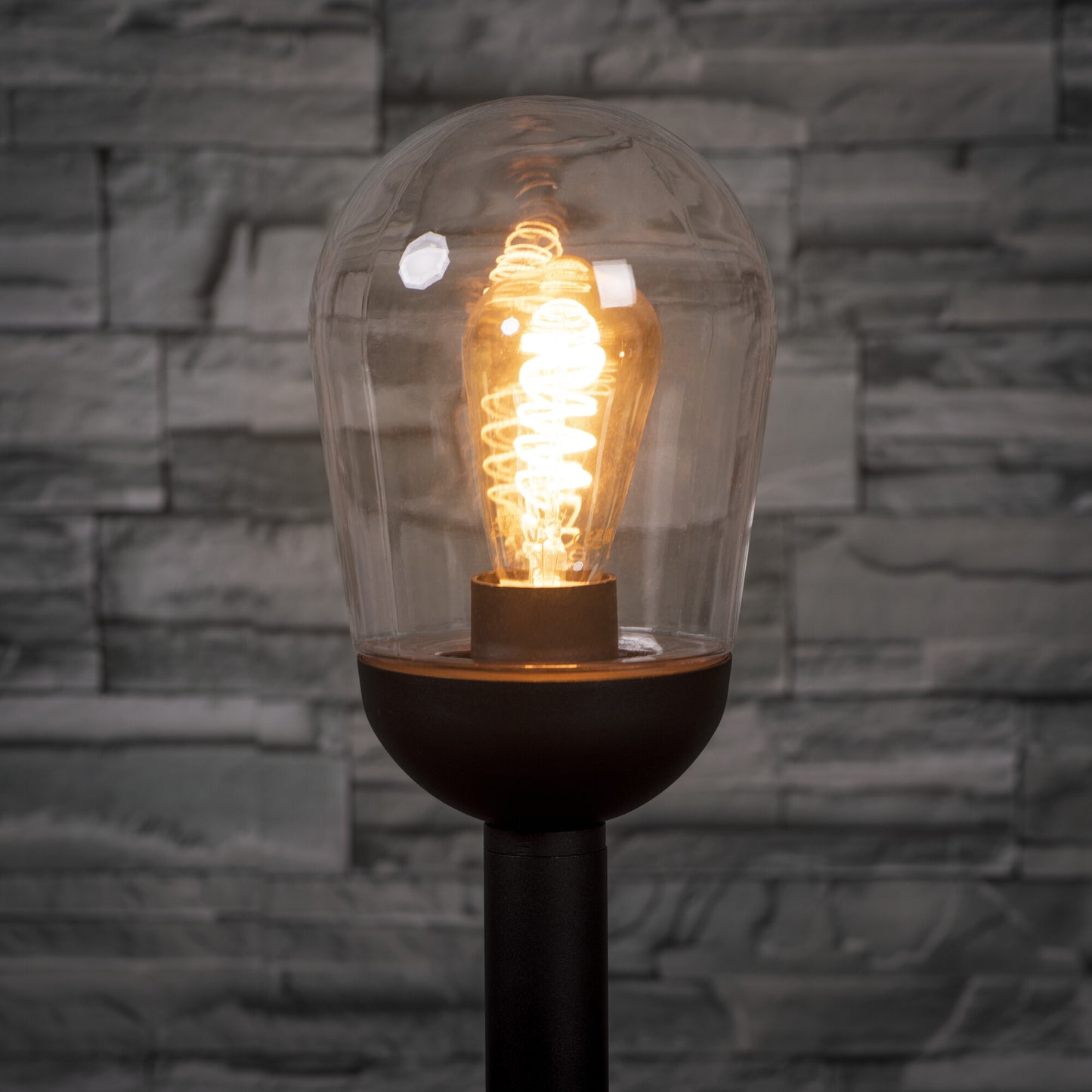 Garden light fitting with replaceable light source LIEGO