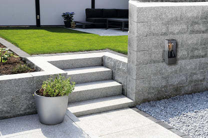 Garden light fitting with replaceable light source LAVEN