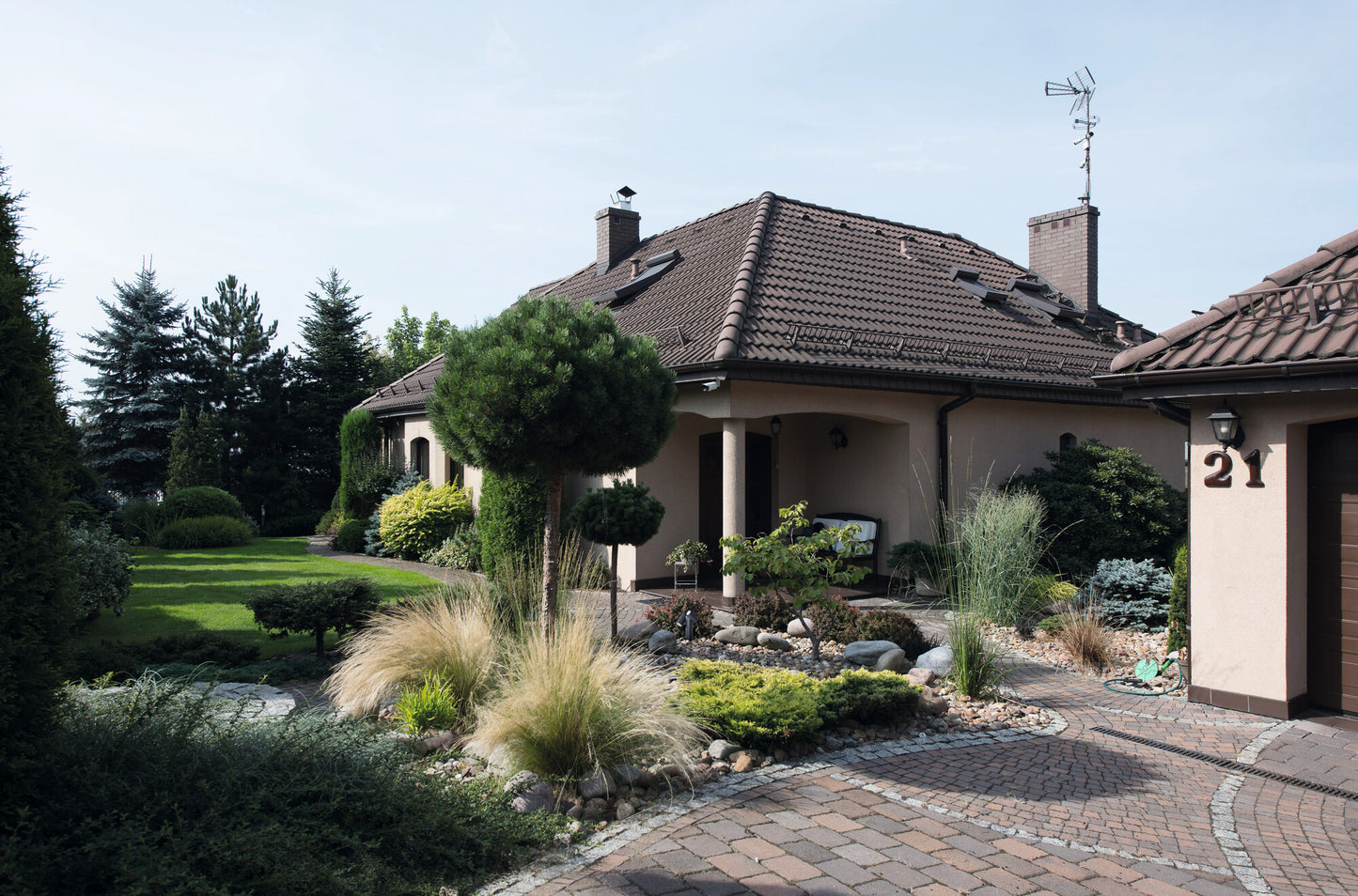 Garden light fitting with replaceable light source USTI SP