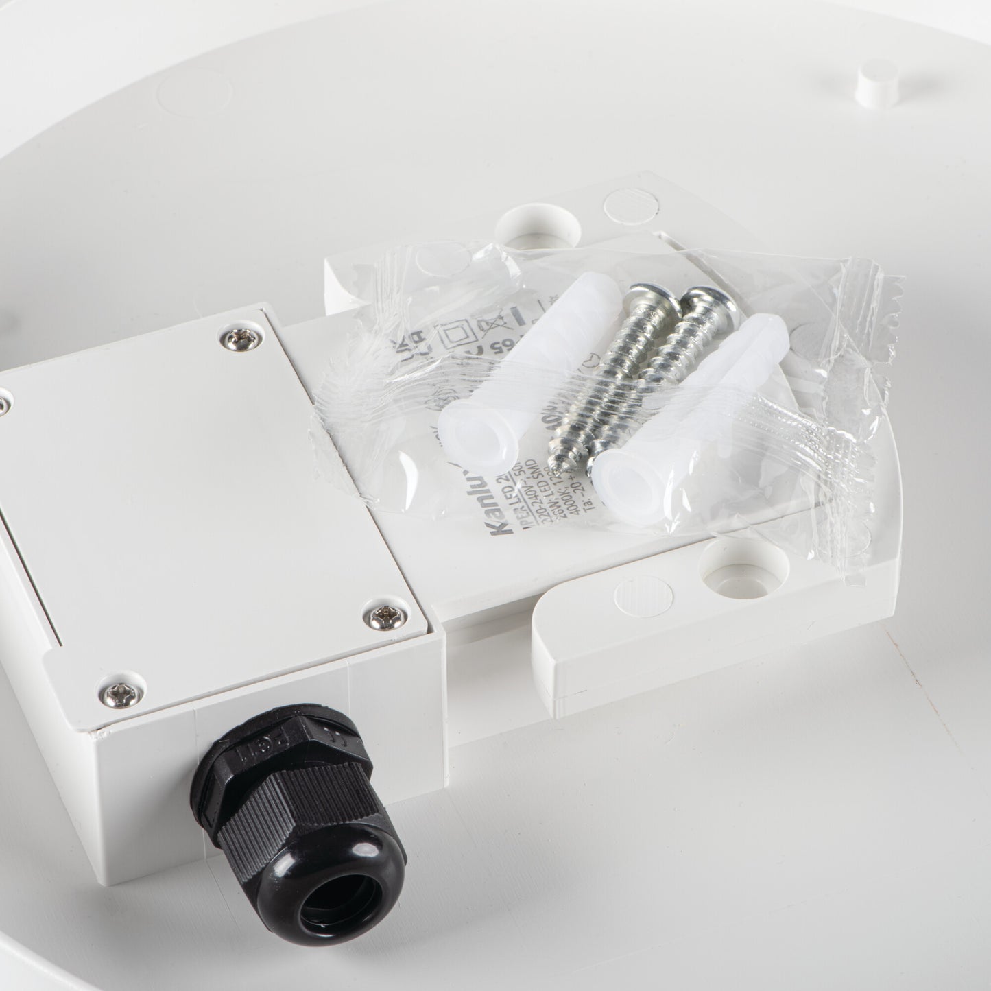 Ceiling-mounted LED light fitting IPER LED