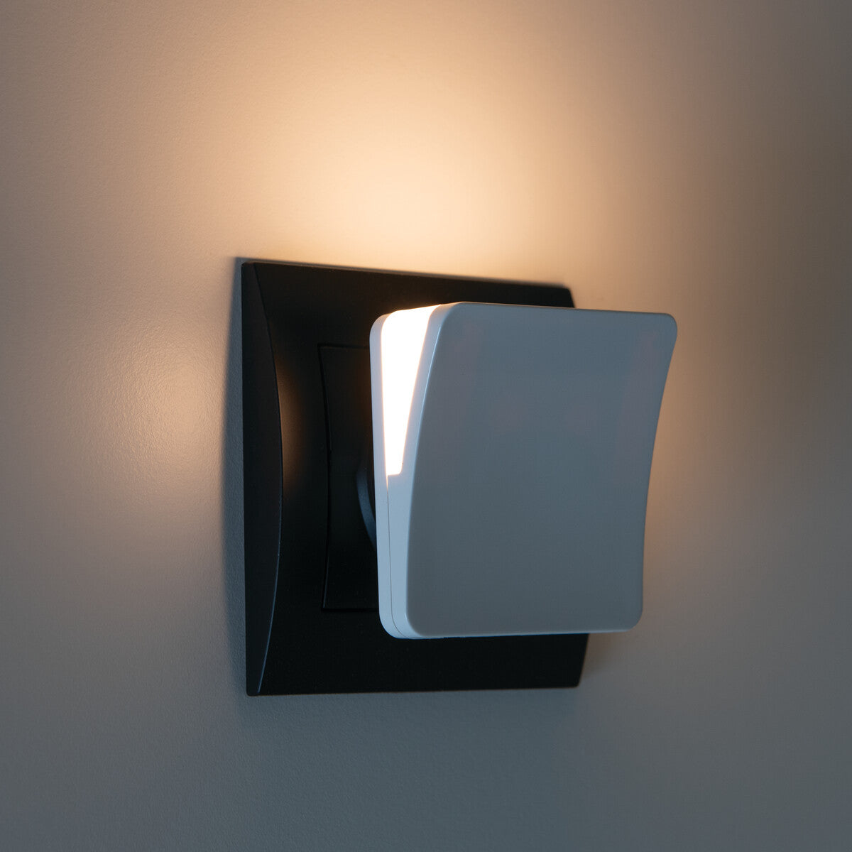 LED plug-in lamp HOFI LED