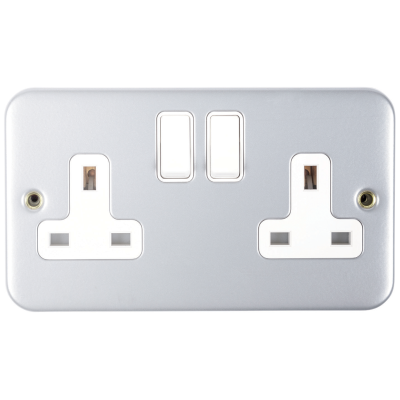 Metallic - Switch, 2 Gang (2G) DP Switched Twin Earths
