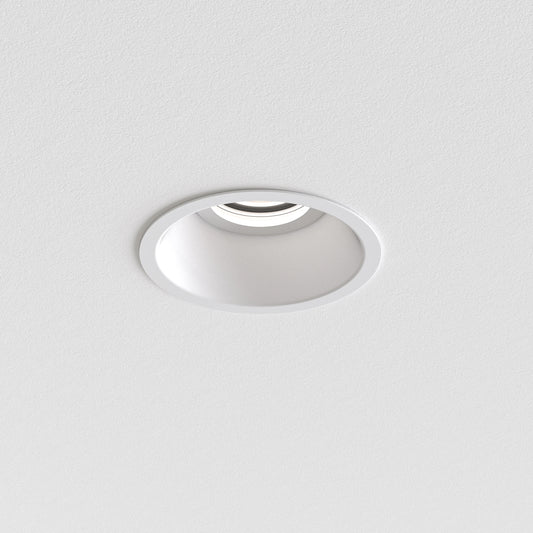 Minima Pro Round Fixed IP65 Matt White 2700k 95+CRI Phase Dim Medium Lens Frosted Filter 10.2W