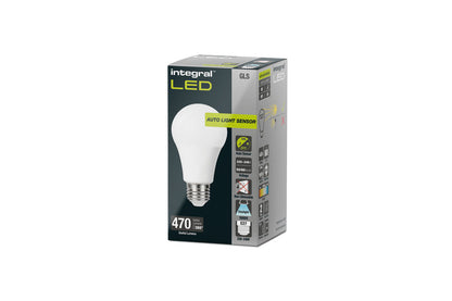 GLS BULB WITH DUSK TO DAWN DUAL SENSOR E27 470LM 4.8W 5000K NON-DIMM 240 BEAM FROSTED INTEGRAL - ILGLSE27SF119