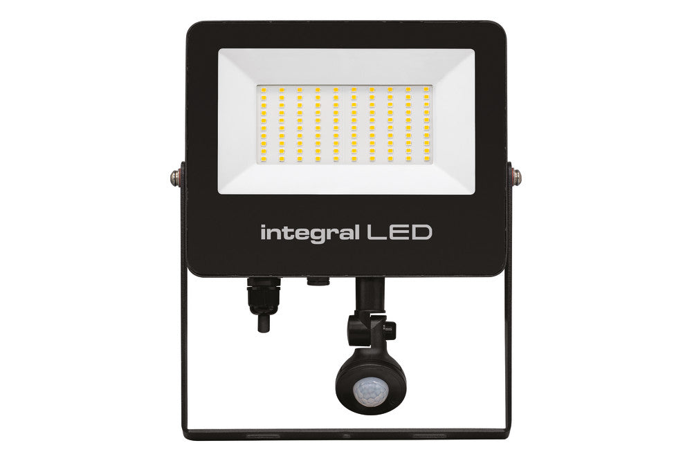 SUPER SLIM 2 FLOODLIGHT IP67 7000LM 70W TUYA 3000/4000/6500K PIR 120° DIMMABLE 100LM/W BLACK INTEGRAL - ILFLC254