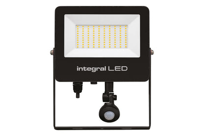 SUPER SLIM 2 FLOODLIGHT IP67 7000LM 70W TUYA 3000/4000/6500K PIR 120° DIMMABLE 100LM/W BLACK INTEGRAL - ILFLC254