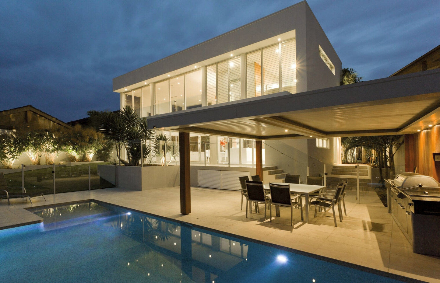 Kanlux Garden light fitting with replaceable light source AKVEN LED 25720